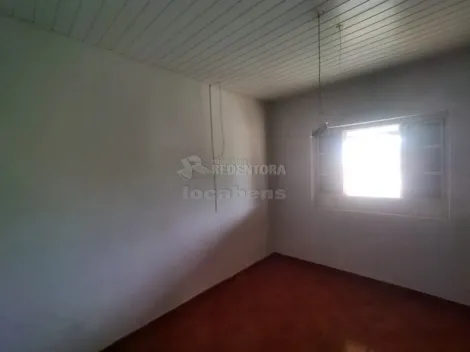 Alugar Casa / Padr&atilde;o em S&atilde;o Jos&eacute; do Rio Preto R$ 850,00 - Foto 3
