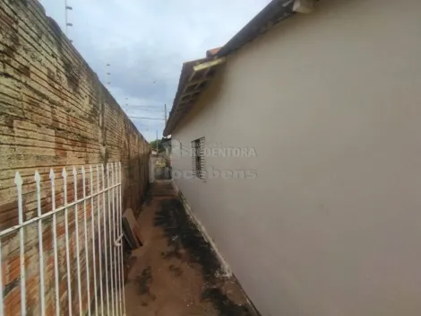 Alugar Casa / Padr&atilde;o em S&atilde;o Jos&eacute; do Rio Preto R$ 850,00 - Foto 9
