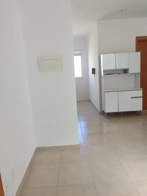 Alugar Apartamento / Padr&atilde;o em S&atilde;o Jos&eacute; do Rio Preto R$ 950,00 - Foto 2
