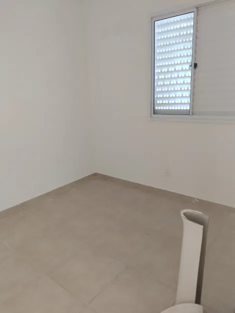 Alugar Apartamento / Padr&atilde;o em S&atilde;o Jos&eacute; do Rio Preto R$ 950,00 - Foto 4