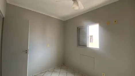 Alugar Apartamento / Padr&atilde;o em S&atilde;o Jos&eacute; do Rio Preto R$ 800,00 - Foto 7