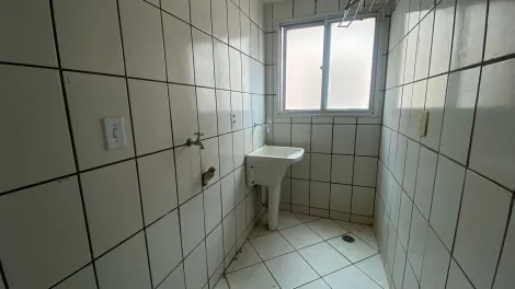 Alugar Apartamento / Padr&atilde;o em S&atilde;o Jos&eacute; do Rio Preto R$ 800,00 - Foto 11