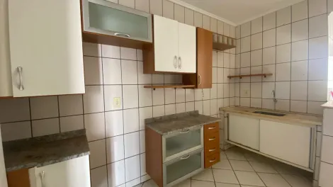 Alugar Apartamento / Padr&atilde;o em S&atilde;o Jos&eacute; do Rio Preto R$ 800,00 - Foto 10