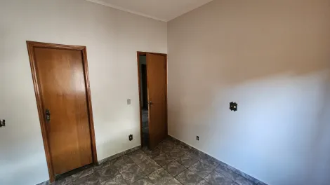 Alugar Casa / Padr&atilde;o em S&atilde;o Jos&eacute; do Rio Preto R$ 2.000,00 - Foto 5
