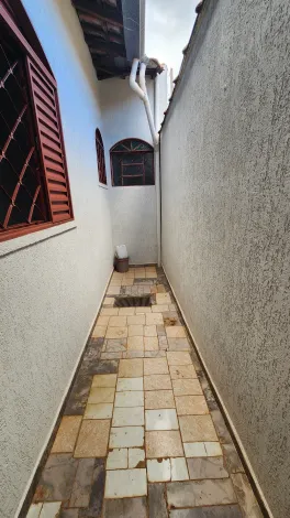 Alugar Casa / Padr&atilde;o em S&atilde;o Jos&eacute; do Rio Preto R$ 2.000,00 - Foto 26