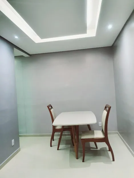 Alugar Apartamento / Padr&atilde;o em S&atilde;o Jos&eacute; do Rio Preto R$ 1.300,00 - Foto 5