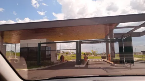 Alugar Terreno / Condom&iacute;nio em S&atilde;o Jos&eacute; do Rio Preto. apenas R$ 300.000,00
