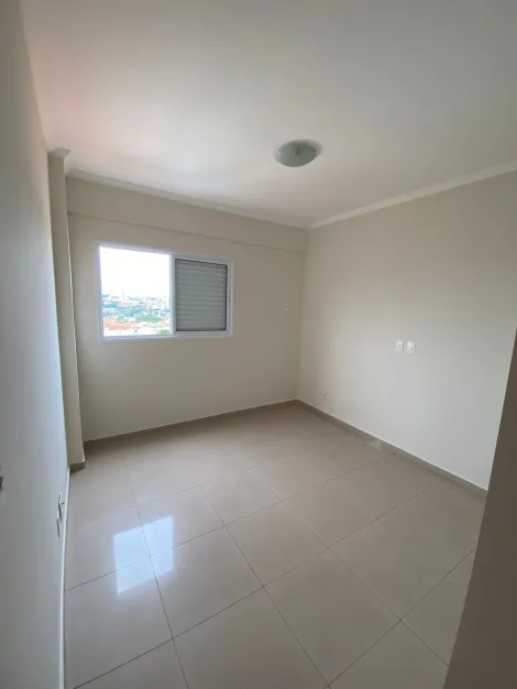 Alugar Apartamento / Padr&atilde;o em S&atilde;o Jos&eacute; do Rio Preto R$ 1.900,00 - Foto 5