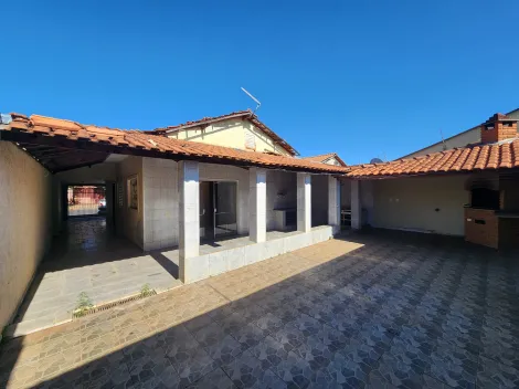 Alugar Casa / Padr&atilde;o em S&atilde;o Jos&eacute; do Rio Preto R$ 1.300,00 - Foto 14