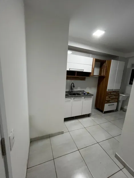 Comprar Apartamento / Padr&atilde;o em S&atilde;o Jos&eacute; do Rio Preto R$ 300.000,00 - Foto 2