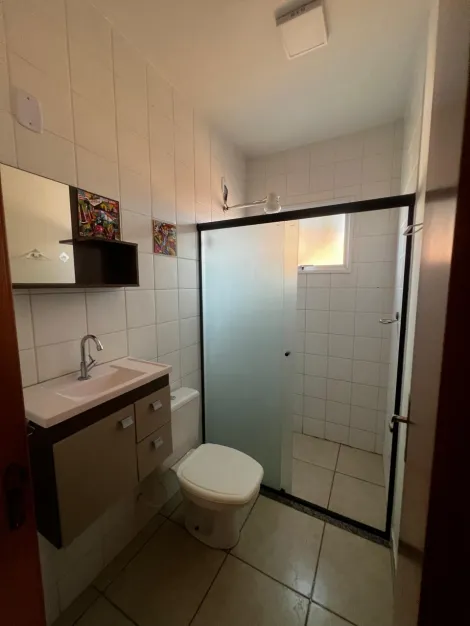 Alugar Casa / Padr&atilde;o em Bady Bassitt R$ 900,00 - Foto 9