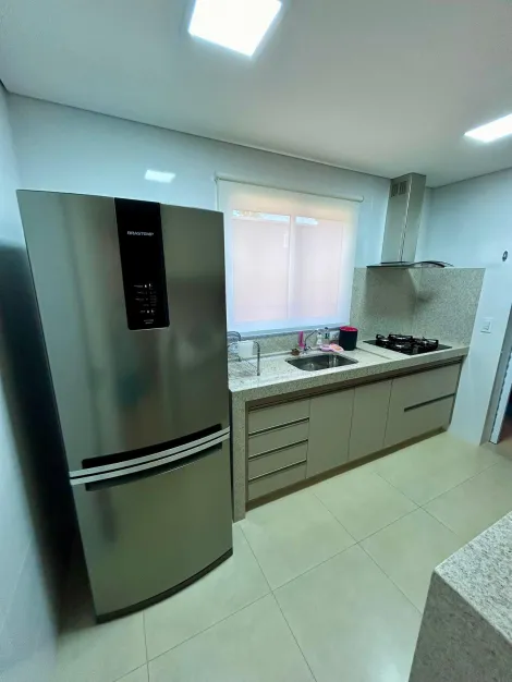 Comprar Casa / Condom&iacute;nio em S&atilde;o Jos&eacute; do Rio Preto R$ 720.000,00 - Foto 4