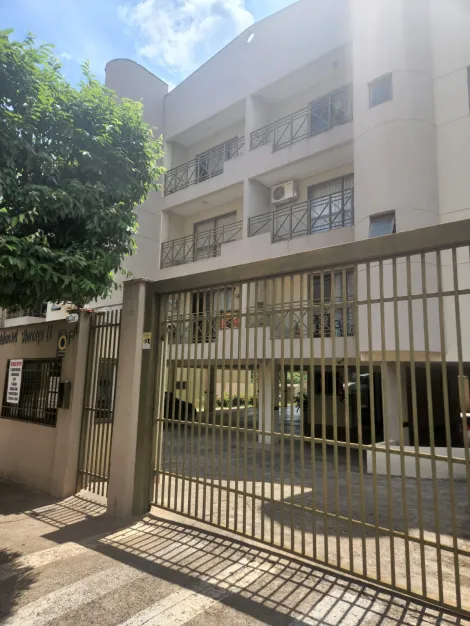 Alugar Apartamento / Padr&atilde;o em S&atilde;o Jos&eacute; do Rio Preto. apenas R$ 360.000,00
