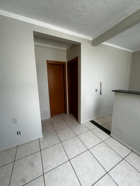 Alugar Apartamento / Padr&atilde;o em S&atilde;o Jos&eacute; do Rio Preto R$ 1.100,00 - Foto 4