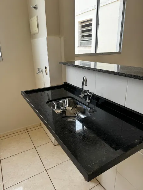 Alugar Apartamento / Padr&atilde;o em S&atilde;o Jos&eacute; do Rio Preto R$ 1.100,00 - Foto 6