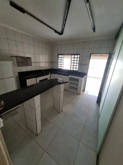 Alugar Casa / Padr&atilde;o em S&atilde;o Jos&eacute; do Rio Preto R$ 3.900,00 - Foto 7