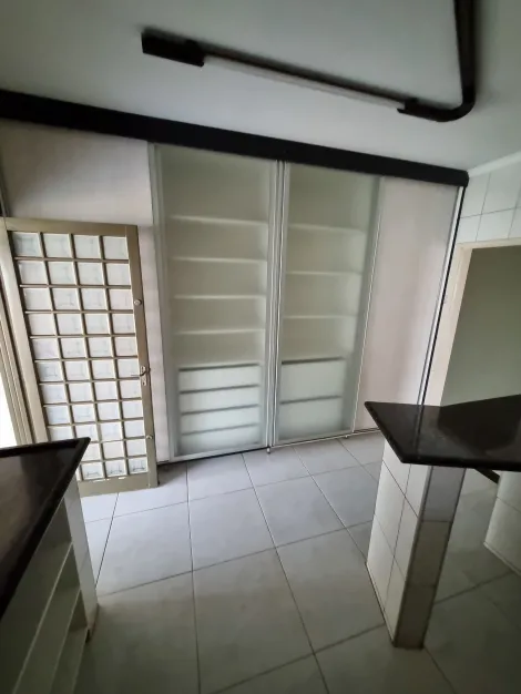 Alugar Casa / Padr&atilde;o em S&atilde;o Jos&eacute; do Rio Preto R$ 3.900,00 - Foto 8