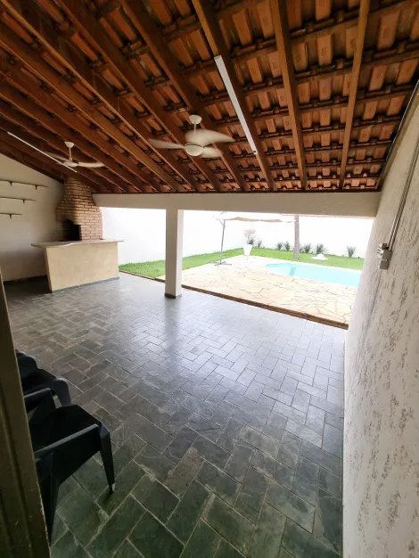 Alugar Casa / Padr&atilde;o em S&atilde;o Jos&eacute; do Rio Preto R$ 3.900,00 - Foto 17
