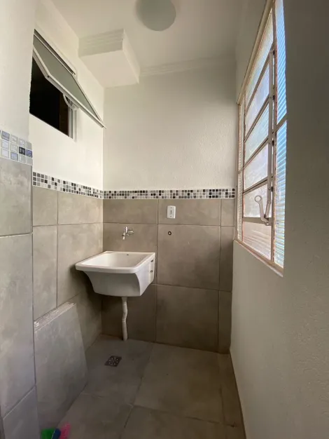 Comprar Apartamento / Padr&atilde;o em Mirassol R$ 90.000,00 - Foto 10