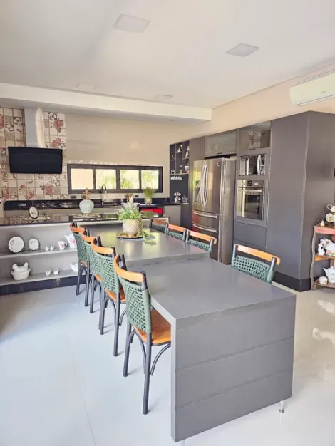 Alugar Casa / Condom&iacute;nio em S&atilde;o Jos&eacute; do Rio Preto. apenas R$ 1.660.000,00