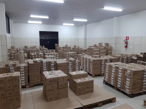 Alugar Comercial / Sal&atilde;o em S&atilde;o Jos&eacute; do Rio Preto R$ 3.600,00 - Foto 4