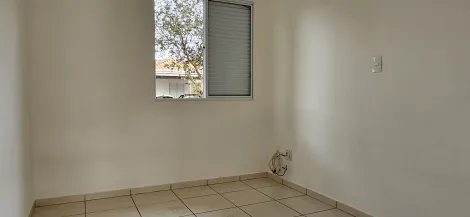 Alugar Casa / Condom&iacute;nio em S&atilde;o Jos&eacute; do Rio Preto R$ 1.200,00 - Foto 9