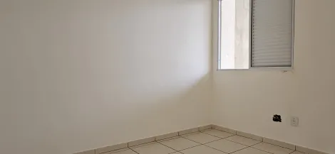 Alugar Casa / Condom&iacute;nio em S&atilde;o Jos&eacute; do Rio Preto R$ 1.200,00 - Foto 8