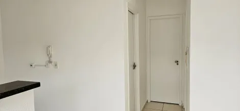 Alugar Casa / Condom&iacute;nio em S&atilde;o Jos&eacute; do Rio Preto R$ 1.200,00 - Foto 7