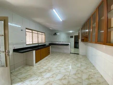Alugar Casa / Padr&atilde;o em S&atilde;o Jos&eacute; do Rio Preto R$ 3.400,00 - Foto 4