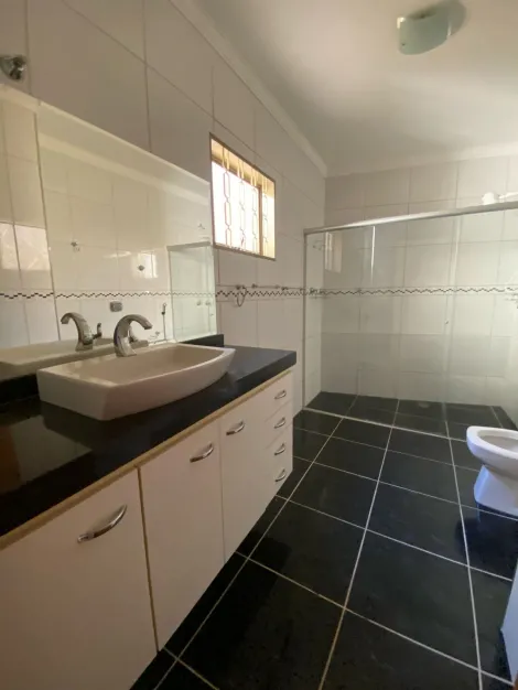 Alugar Casa / Padr&atilde;o em S&atilde;o Jos&eacute; do Rio Preto R$ 3.400,00 - Foto 16
