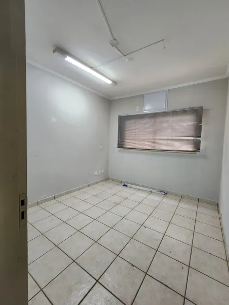 Comprar Comercial / Pr&eacute;dio Inteiro em S&atilde;o Jos&eacute; do Rio Preto R$ 940.000,00 - Foto 6