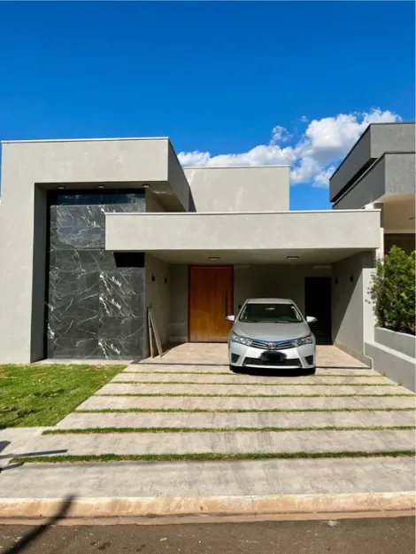 Alugar Casa / Condom&iacute;nio em S&atilde;o Jos&eacute; do Rio Preto. apenas R$ 790.000,00