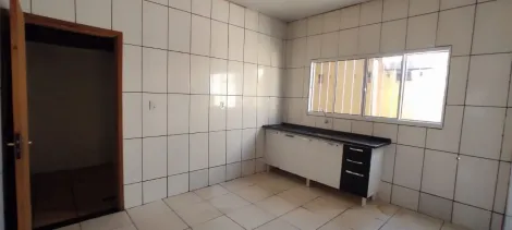 Alugar Casa / Padr&atilde;o em S&atilde;o Jos&eacute; do Rio Preto R$ 1.790,00 - Foto 3