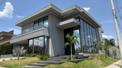 Casa / Condom&iacute;nio em S&atilde;o Jos&eacute; do Rio Preto 