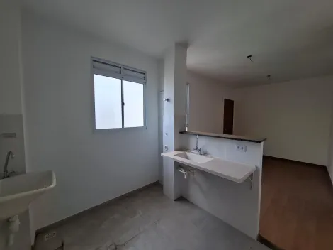 Alugar Apartamento / Padr&atilde;o em S&atilde;o Jos&eacute; do Rio Preto R$ 700,00 - Foto 4