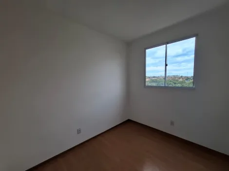 Alugar Apartamento / Padr&atilde;o em S&atilde;o Jos&eacute; do Rio Preto R$ 700,00 - Foto 5