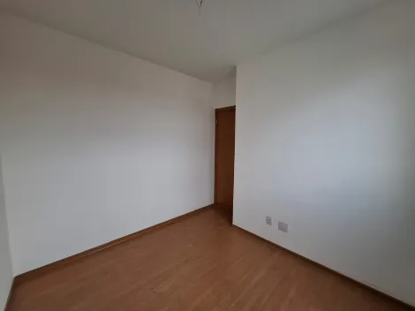 Alugar Apartamento / Padr&atilde;o em S&atilde;o Jos&eacute; do Rio Preto R$ 700,00 - Foto 9