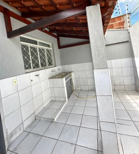 Comprar Casa / Padr&atilde;o em S&atilde;o Jos&eacute; do Rio Preto R$ 360.000,00 - Foto 4