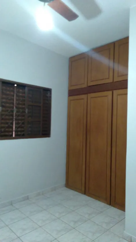 Comprar Casa / Padr&atilde;o em S&atilde;o Jos&eacute; do Rio Preto R$ 360.000,00 - Foto 8