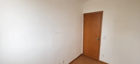 Alugar Apartamento / Padr&atilde;o em S&atilde;o Jos&eacute; do Rio Preto R$ 700,00 - Foto 3