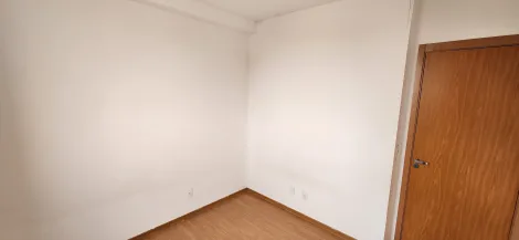 Alugar Apartamento / Padr&atilde;o em S&atilde;o Jos&eacute; do Rio Preto R$ 700,00 - Foto 5