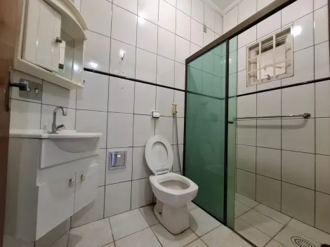 Alugar Casa / Padr&atilde;o em S&atilde;o Jos&eacute; do Rio Preto R$ 1.800,00 - Foto 10