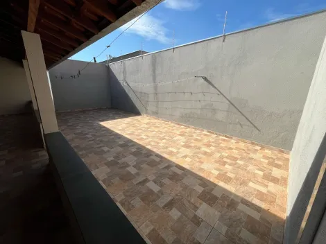 Alugar Casa / Padr&atilde;o em S&atilde;o Jos&eacute; do Rio Preto R$ 1.700,00 - Foto 8