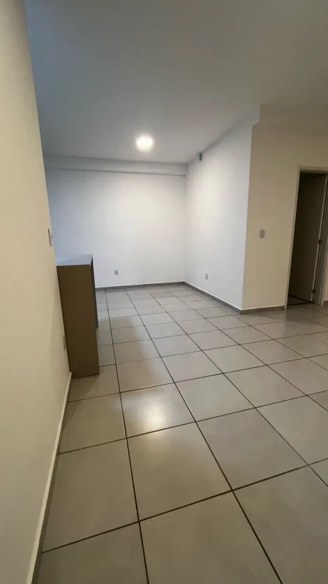 Alugar Apartamento / Padr&atilde;o em S&atilde;o Jos&eacute; do Rio Preto R$ 3.000,00 - Foto 13