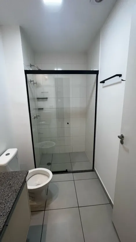 Alugar Apartamento / Padr&atilde;o em S&atilde;o Jos&eacute; do Rio Preto R$ 3.000,00 - Foto 25