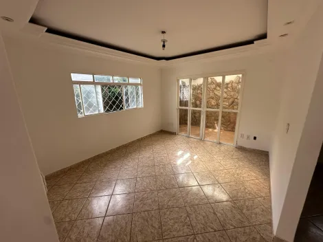 Alugar Casa / Padr&atilde;o em S&atilde;o Jos&eacute; do Rio Preto R$ 2.700,00 - Foto 2
