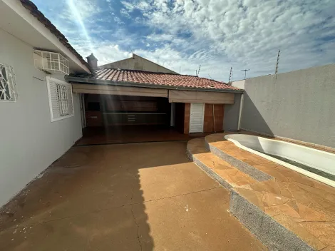Alugar Casa / Padr&atilde;o em S&atilde;o Jos&eacute; do Rio Preto R$ 2.700,00 - Foto 12