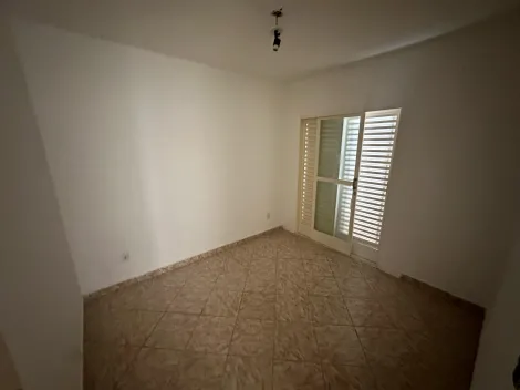 Alugar Casa / Padr&atilde;o em S&atilde;o Jos&eacute; do Rio Preto R$ 2.700,00 - Foto 16