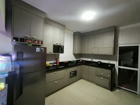 Comprar Casa / Padr&atilde;o em S&atilde;o Jos&eacute; do Rio Preto R$ 380.000,00 - Foto 3