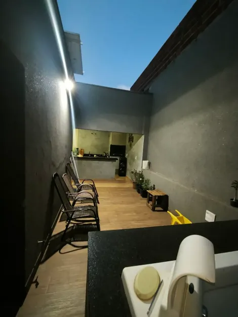 Comprar Casa / Padr&atilde;o em S&atilde;o Jos&eacute; do Rio Preto R$ 380.000,00 - Foto 5